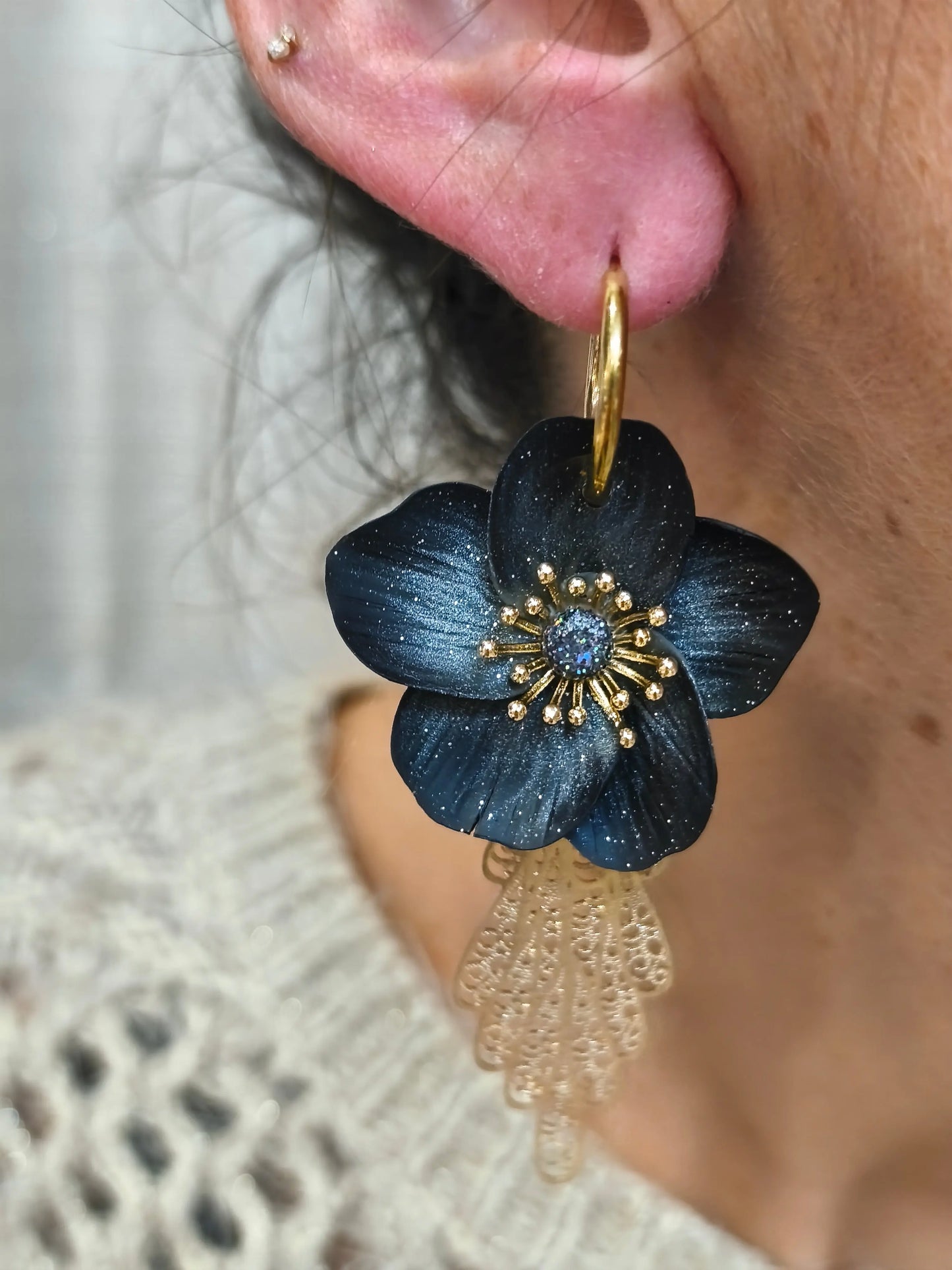84- nocturne boucles d'oreilles Pistil Art