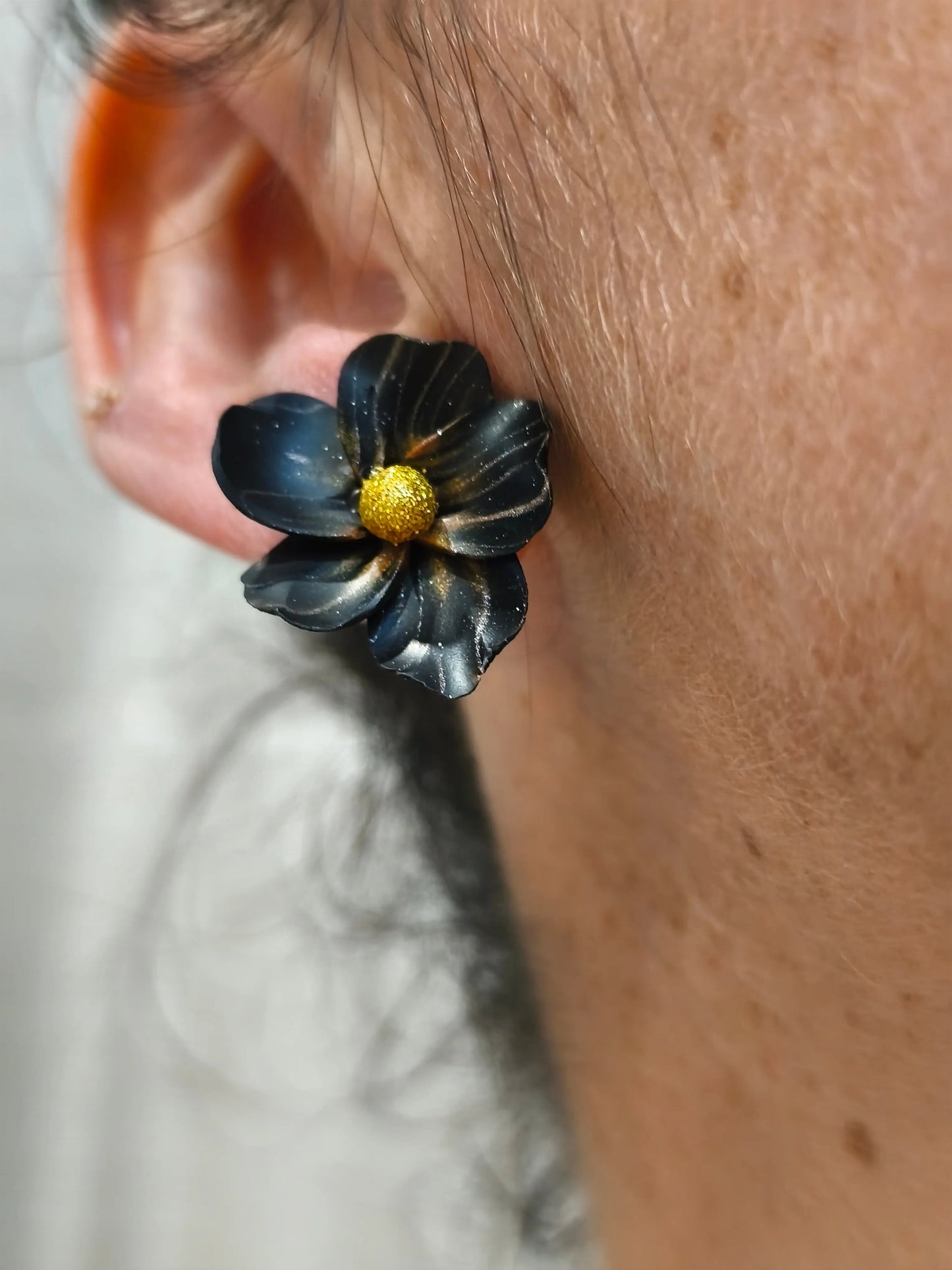 23- nocturne puce fleur Pistil Art