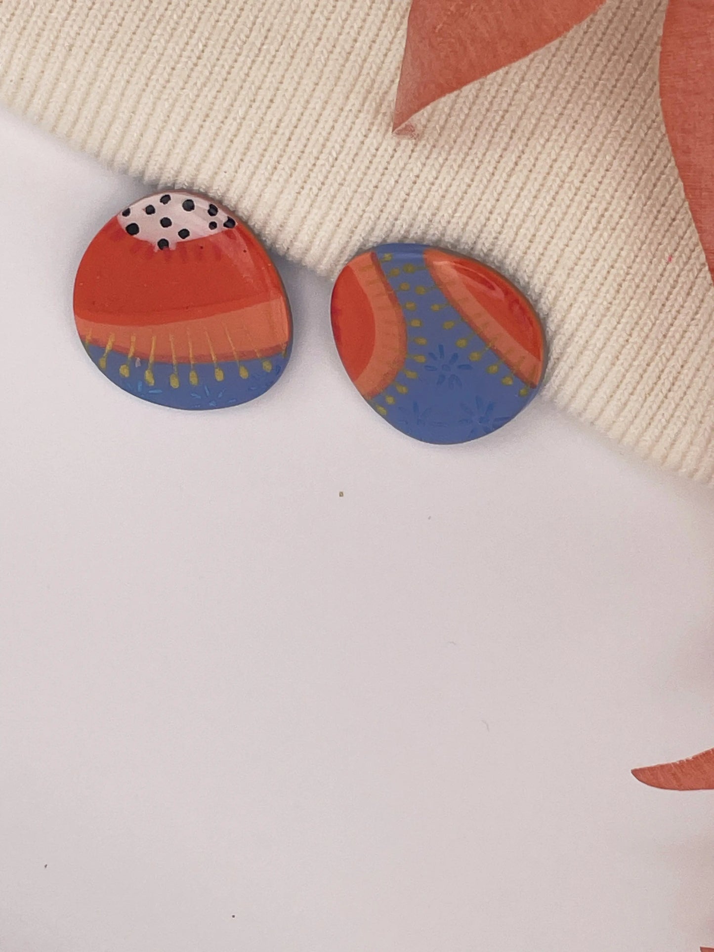 Puces Désir Inaccessible – Puces Élégantes et Colorées Pistil Art