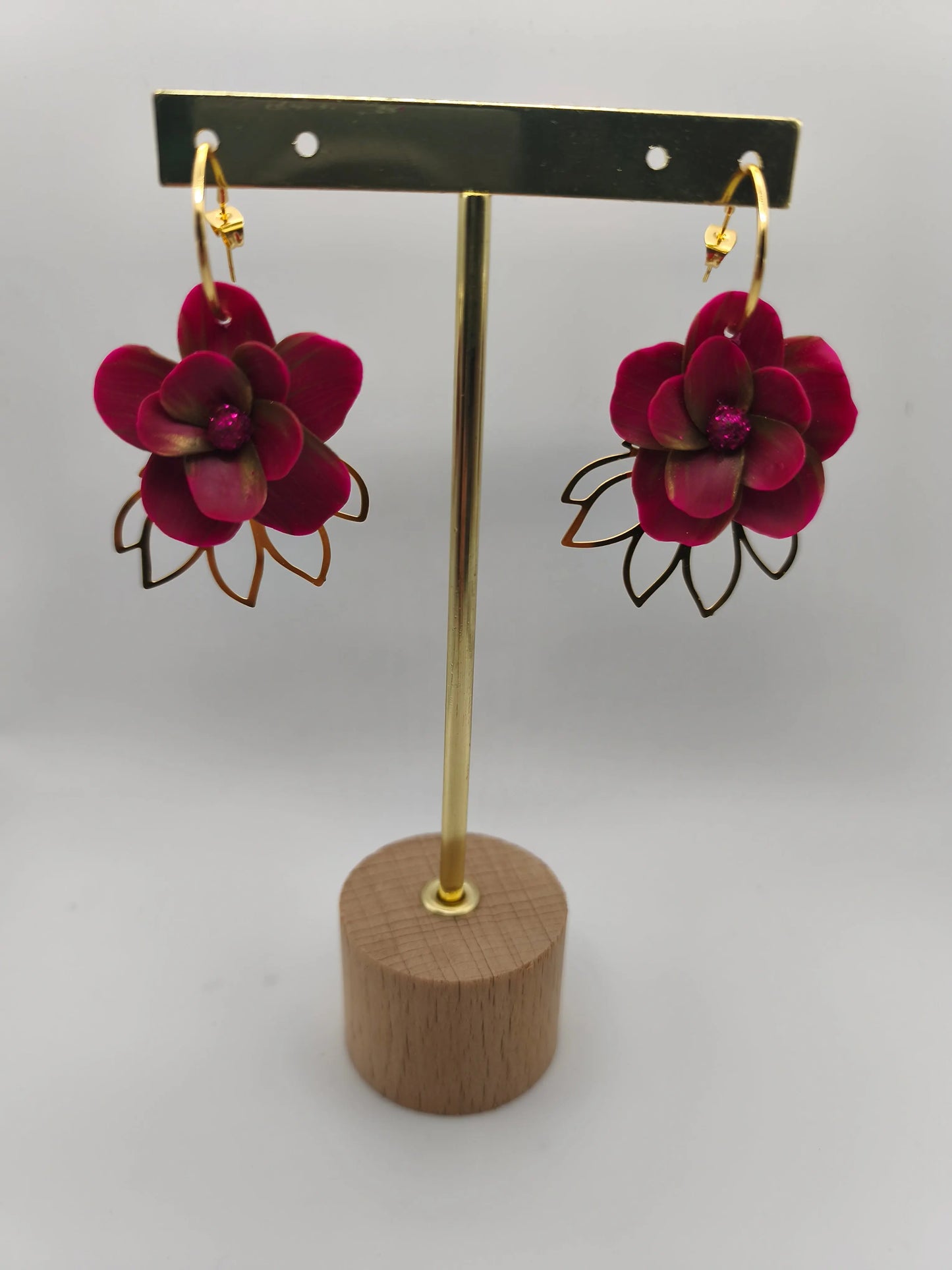 110- boucles d'oreilles fleur pendante Pistil Art