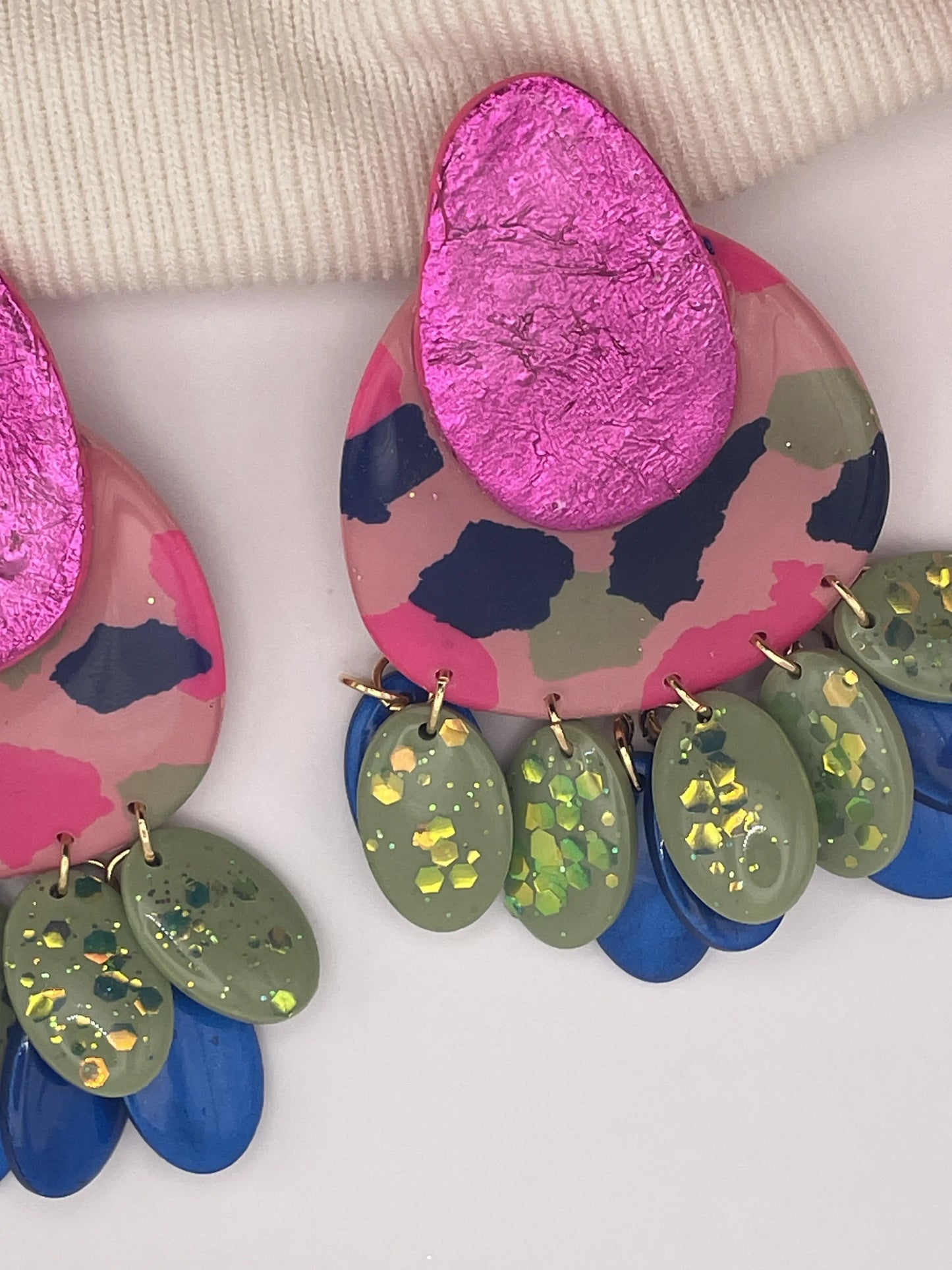 Désir Captivant – Éclat et légèreté dans un tourbillon de couleurs Pistil Art