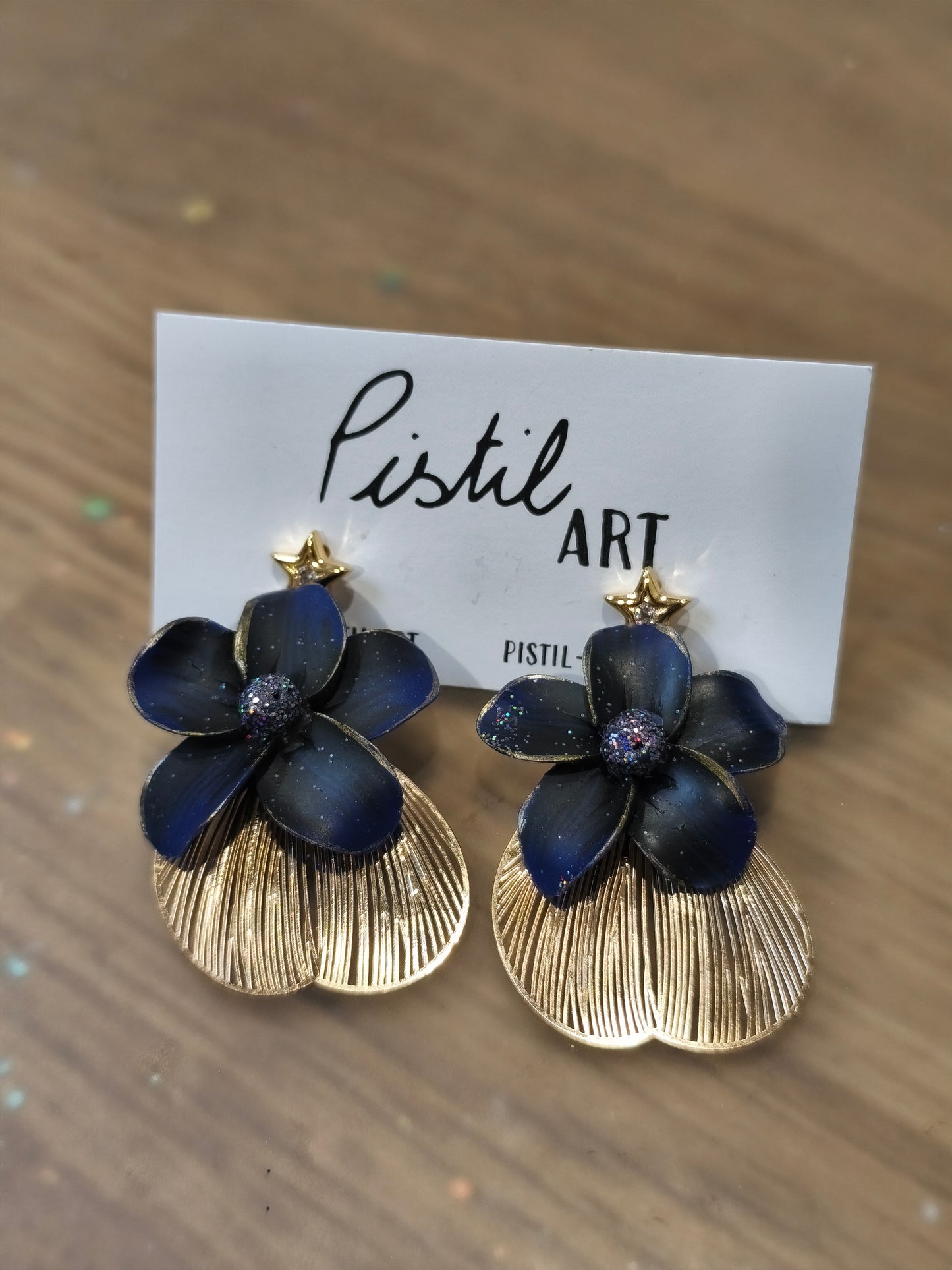 69- mille et une nuits boucle d'oreilles pétale