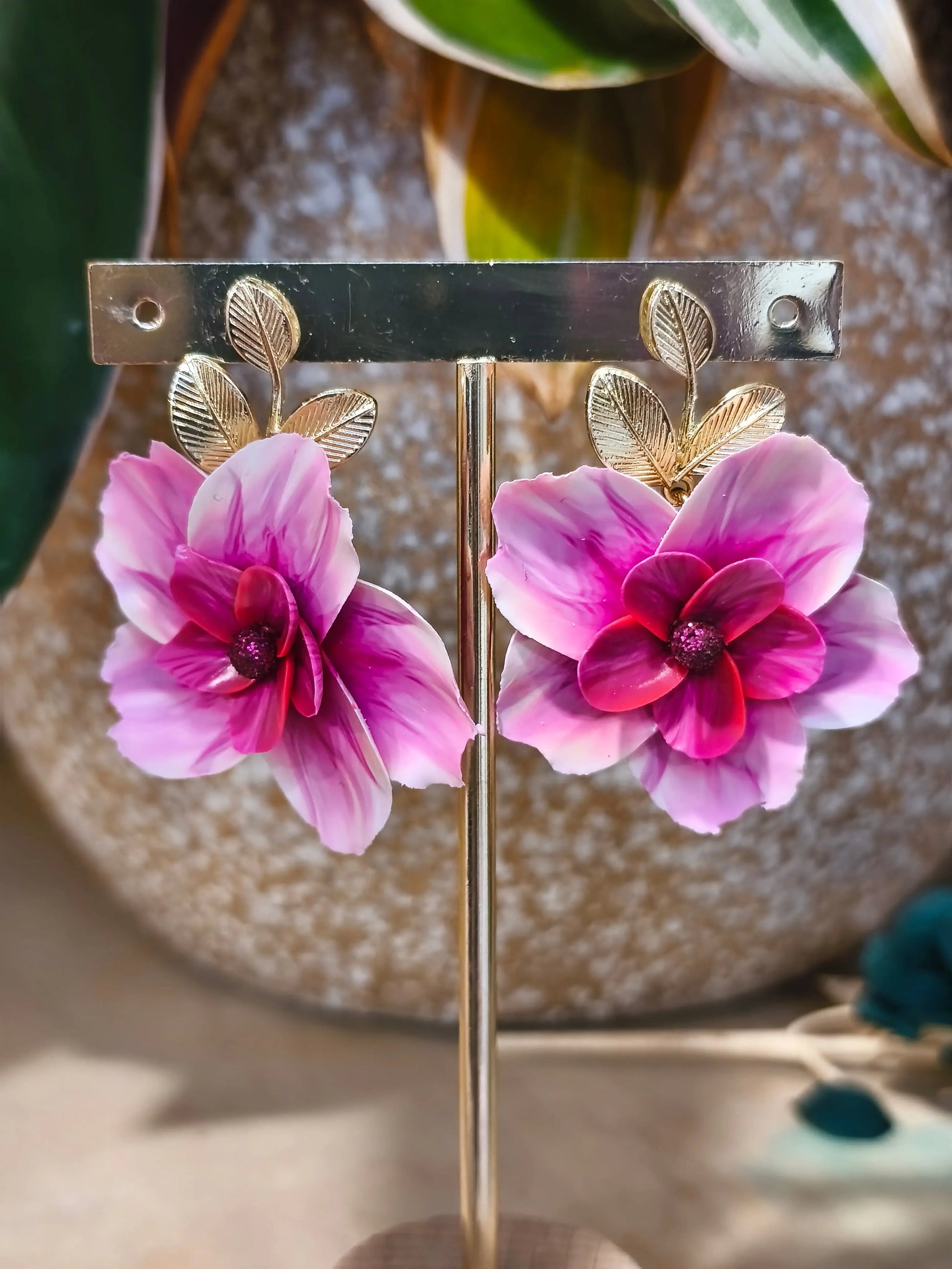 28 A- Boucles d'oreilles fleur Pistil Art bijoux fleuris