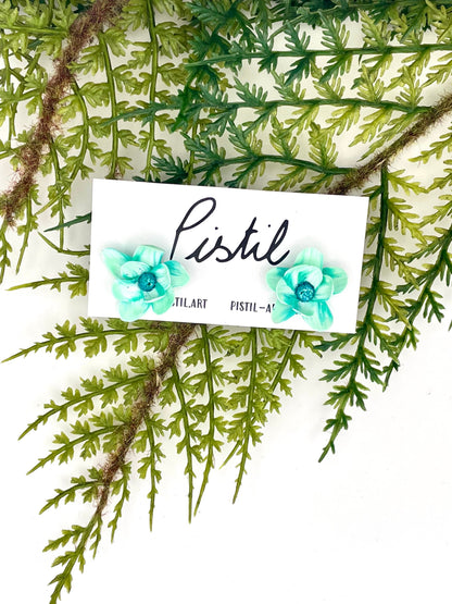 Boucles d’oreilles fleur – bleu turquoise ; cœur bleu pailleté