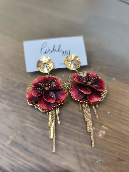 4- boucles d'oreilles fleur pendante dorée